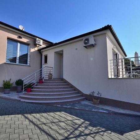 Jurdani Apartments Golden Hour מראה חיצוני תמונה