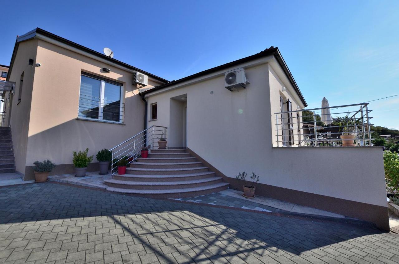 Jurdani Apartments Golden Hour מראה חיצוני תמונה