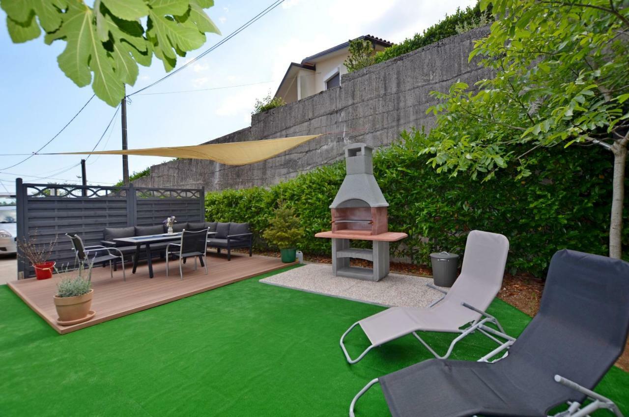 Jurdani Apartments Golden Hour מראה חיצוני תמונה
